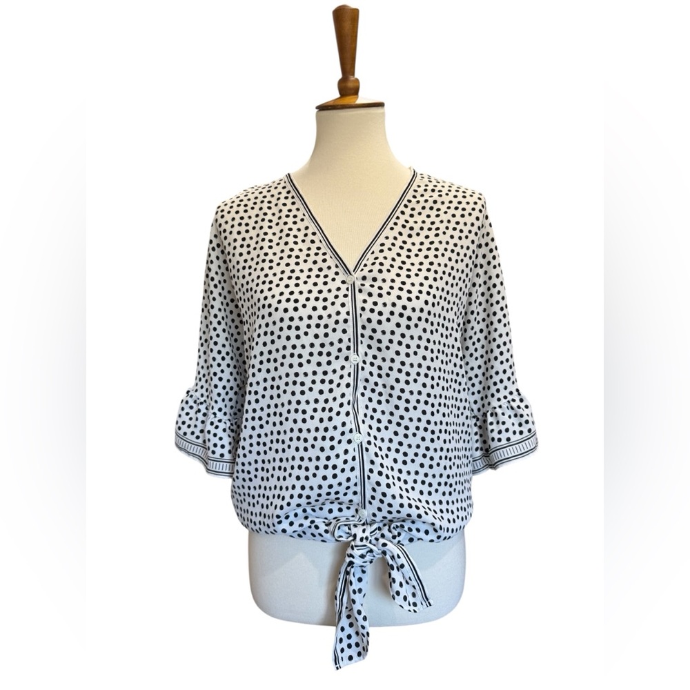 Max Studio Flutter Sleeve Blouse with Tie Front in Black and Cream #135